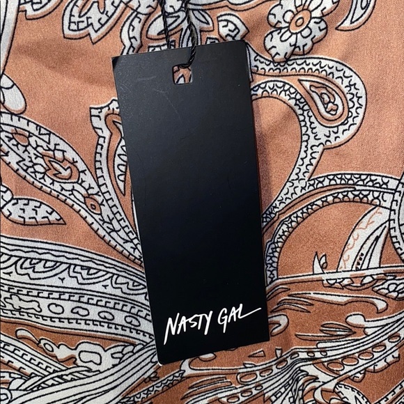 Nasty Gal Paisley Wrap Ruffle Skirt New w/tags - Picture 6 of 6